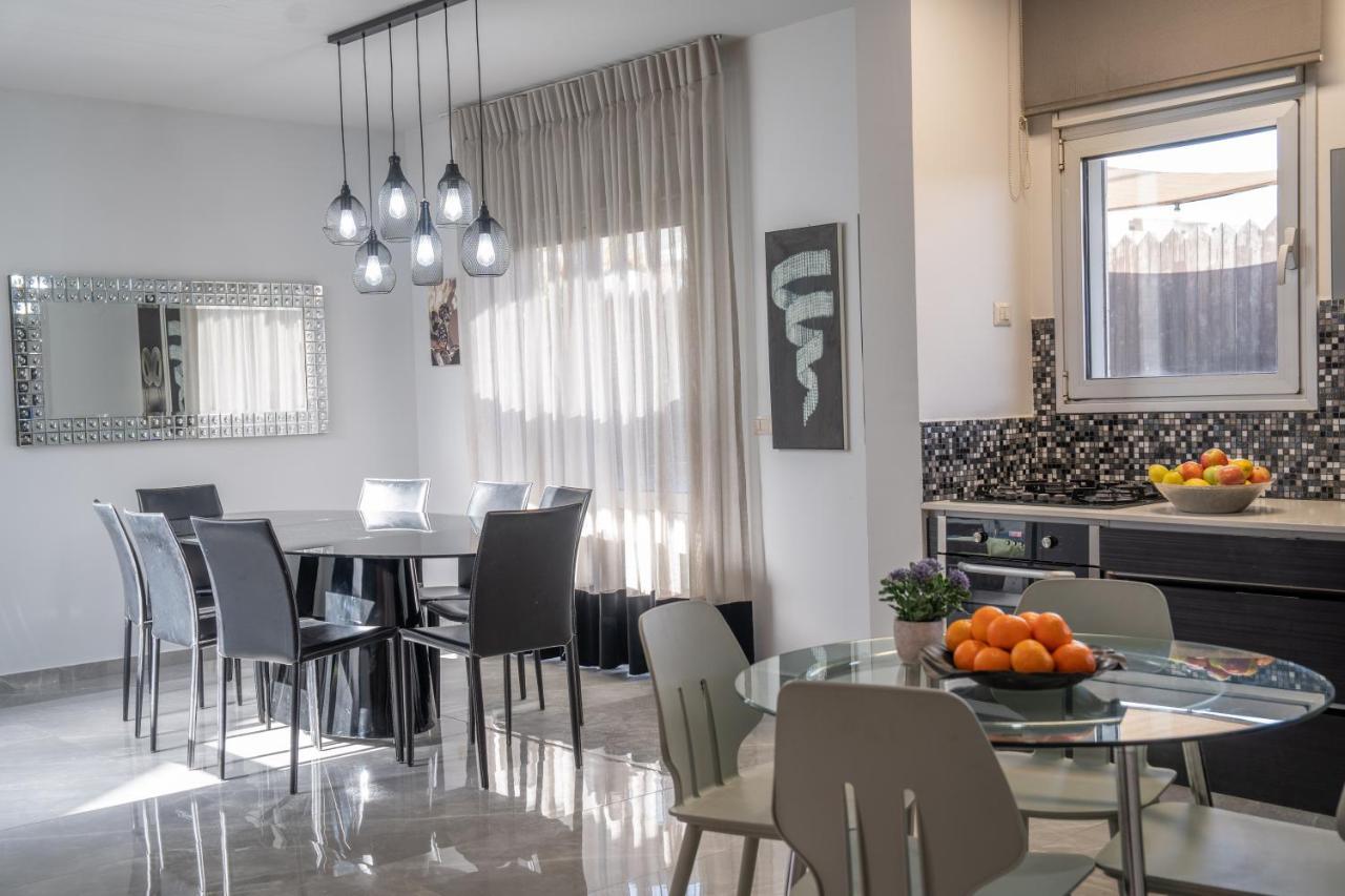 Modern Villa-Ella Sun Ейлат Екстер'єр фото